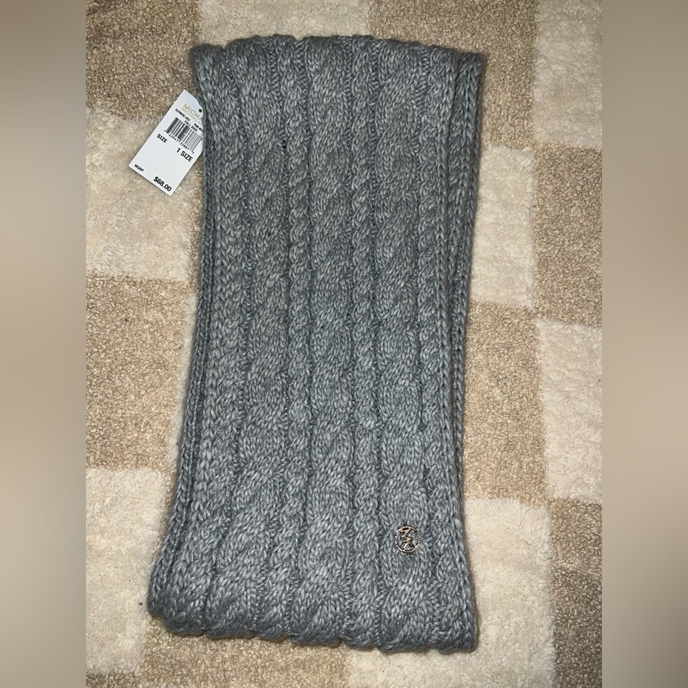Michael Kors Gray Cable Knit Scarf